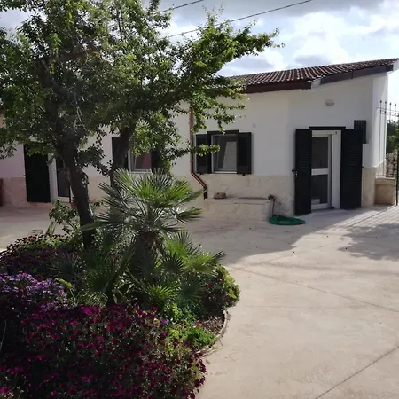 Countryhouse 3* Bari